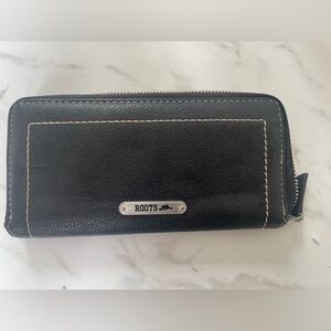 Roots women’s Wallet